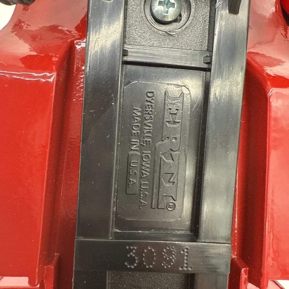 Ertl 1931 Hawkeye Kazim Temple Shrine Circus Truck Bank